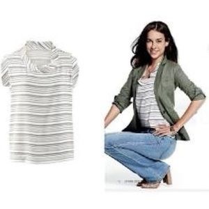 Black and white short sleeve blouse